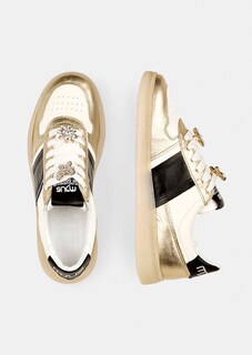 Sneakers thumbnail 2