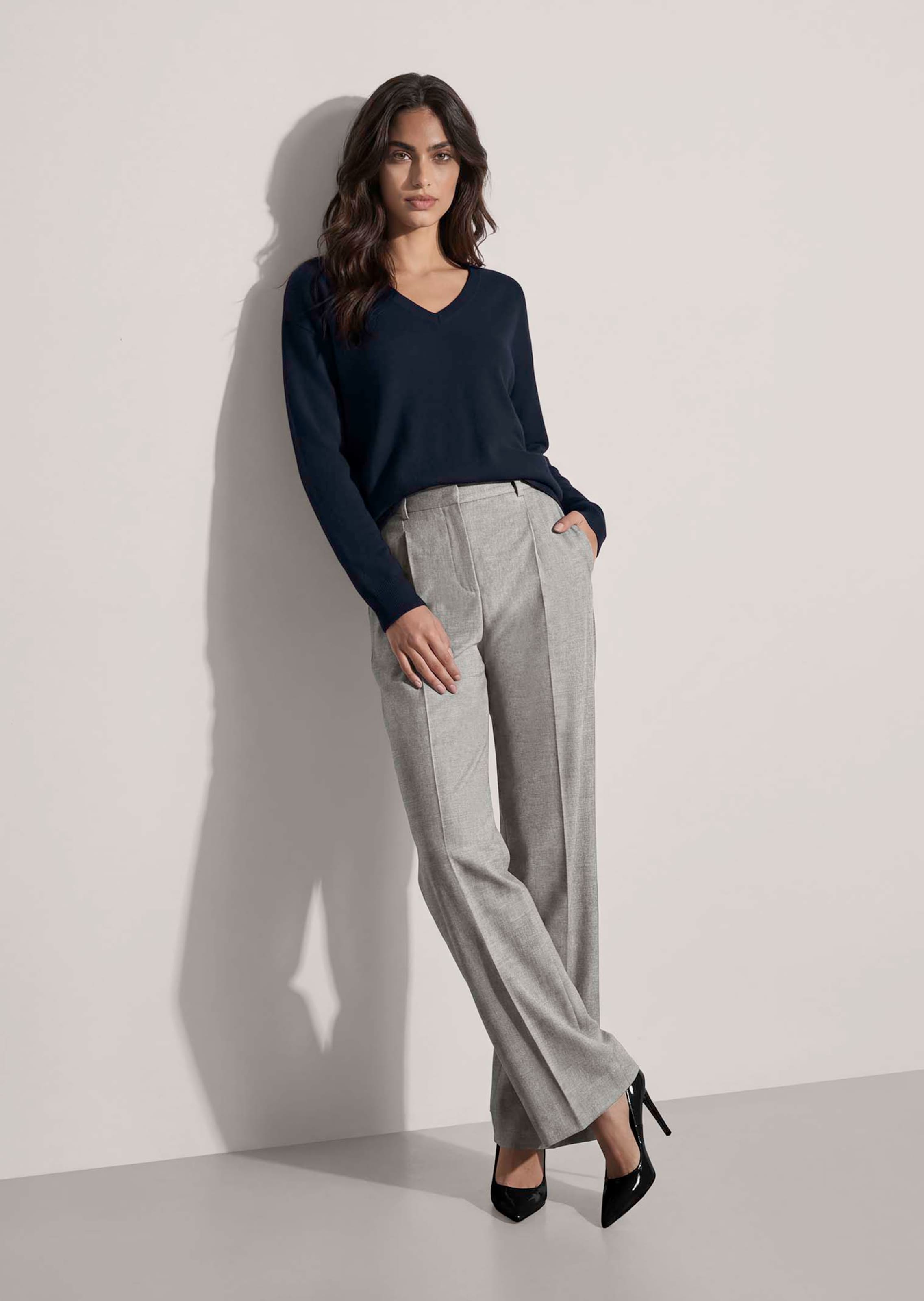 Trui met V-hals, van Good Cashmere