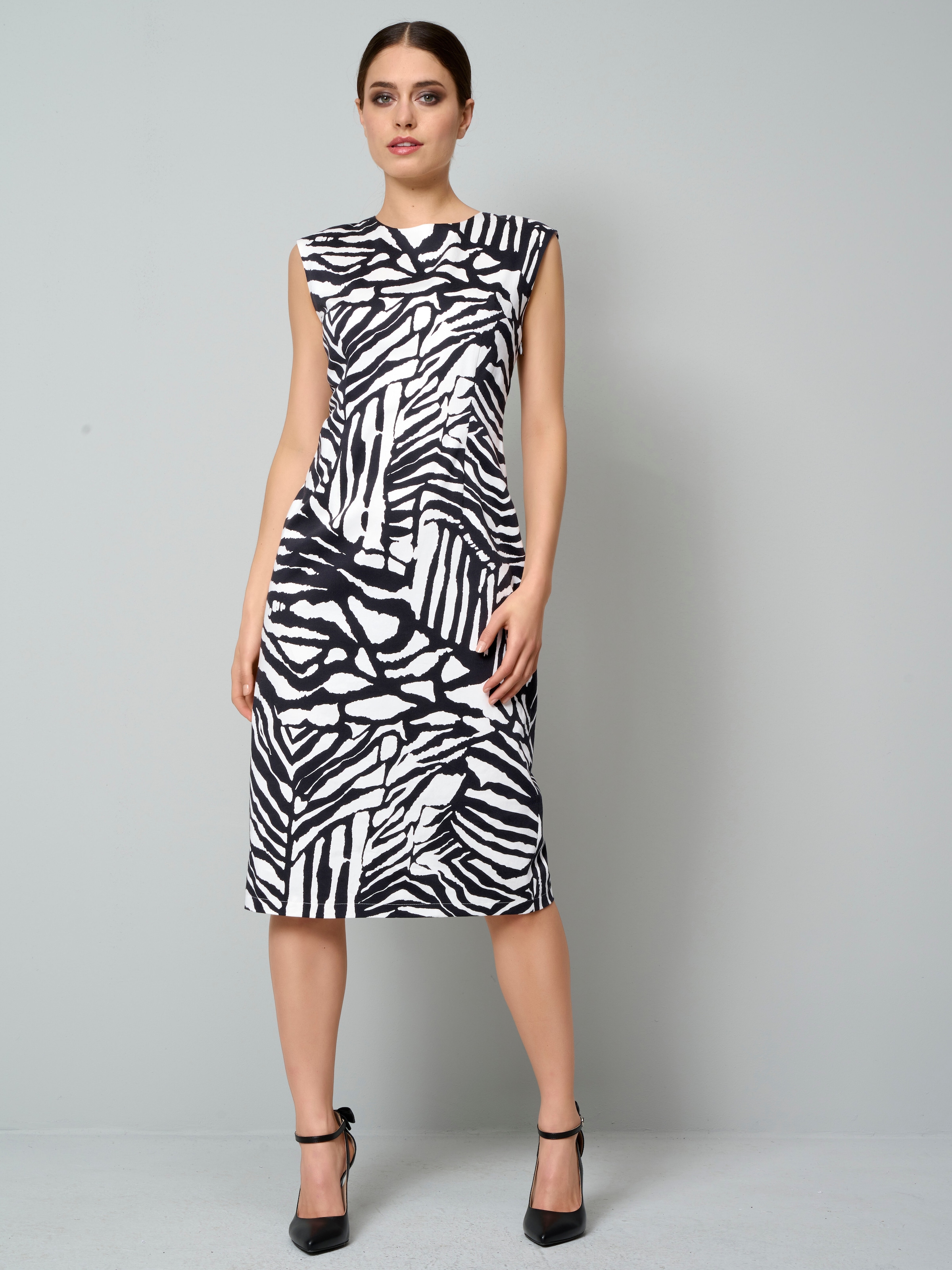 Robe fourreau