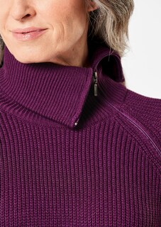 Robe en tricot avec col asymétrique thumbnail 5