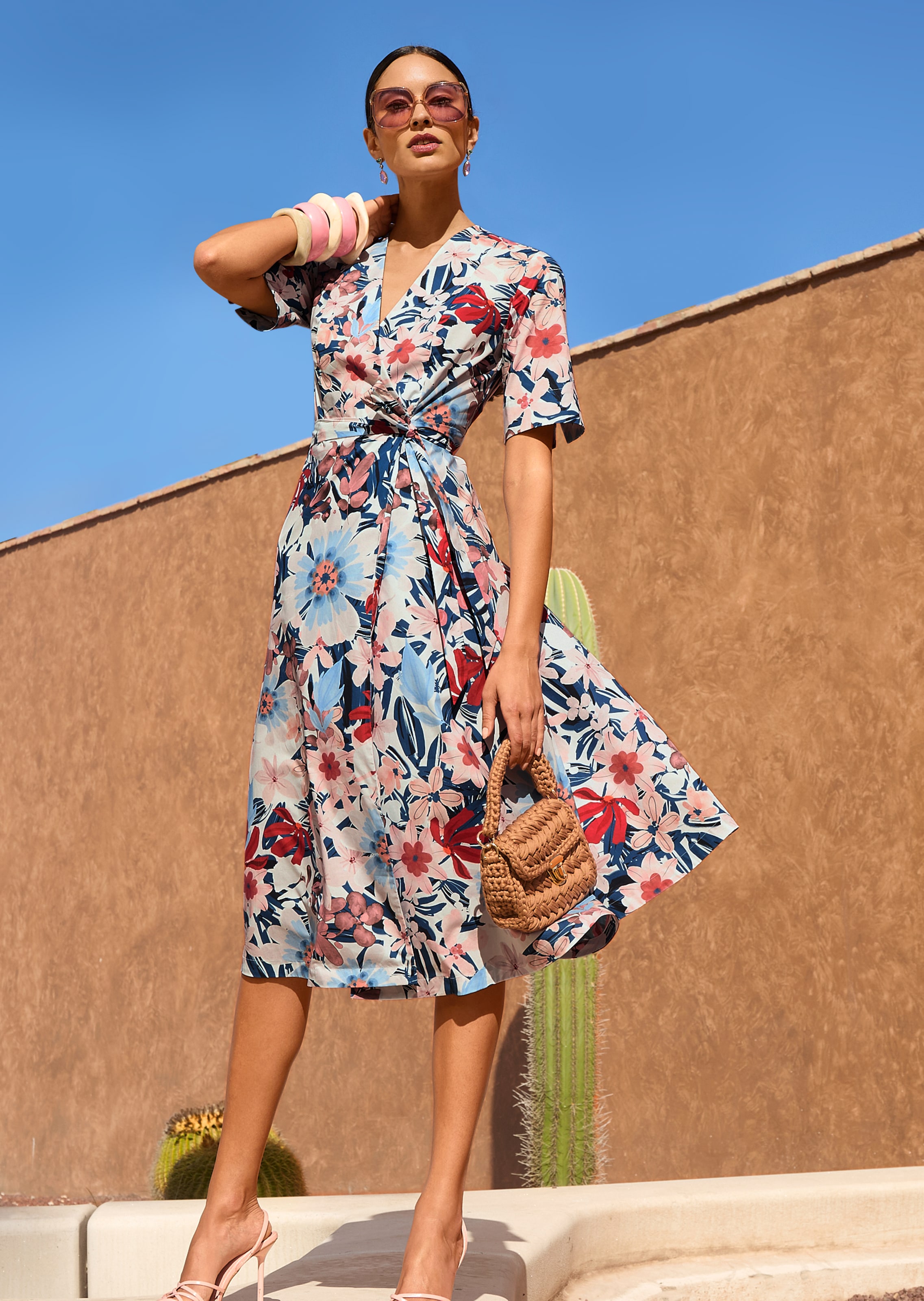Wickelkleid mit Blumenmuster