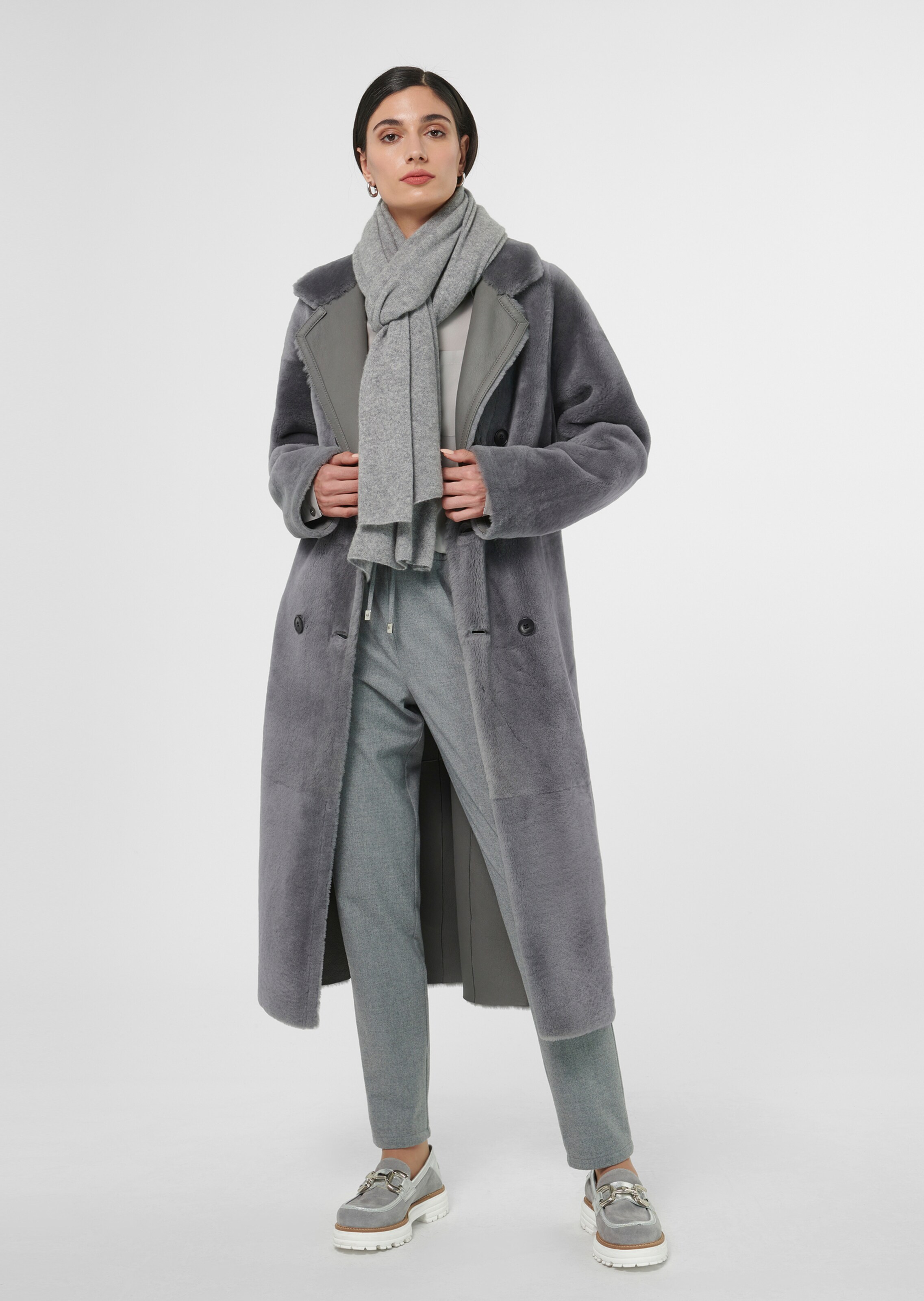 Reversible lambskin coat in pale grey | MADELEINE Fashion