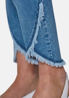 Schlanke Jeans mit Fransensaum thumbnail 6