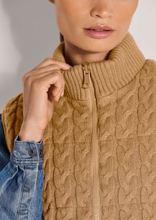 Reversible gilet thumbnail 6