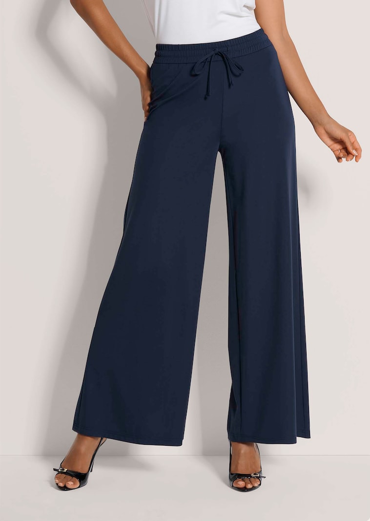 Lässige Jerseyhose mit weitem Bein