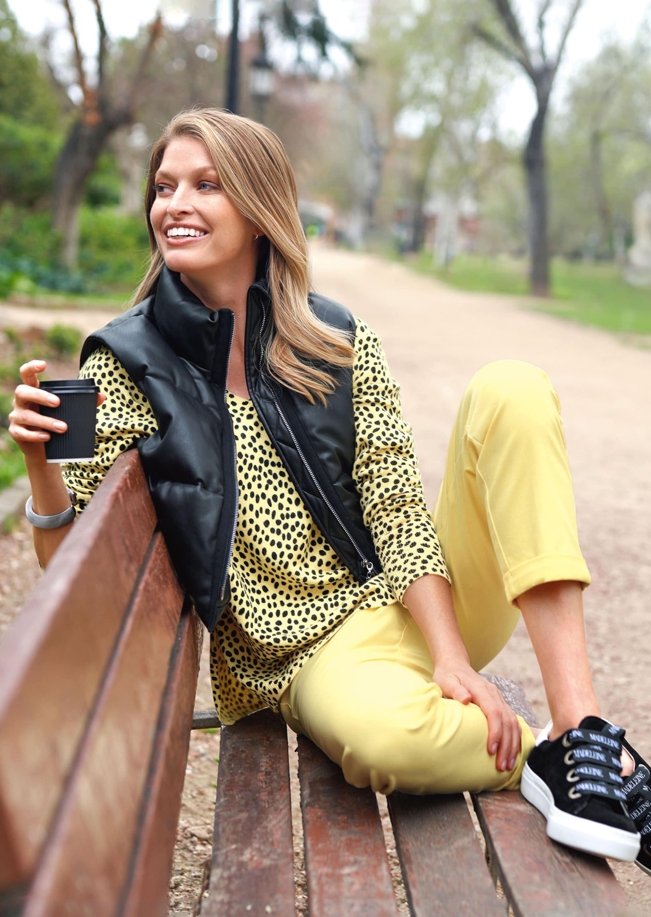 Oversized jumper with abstract leopard print