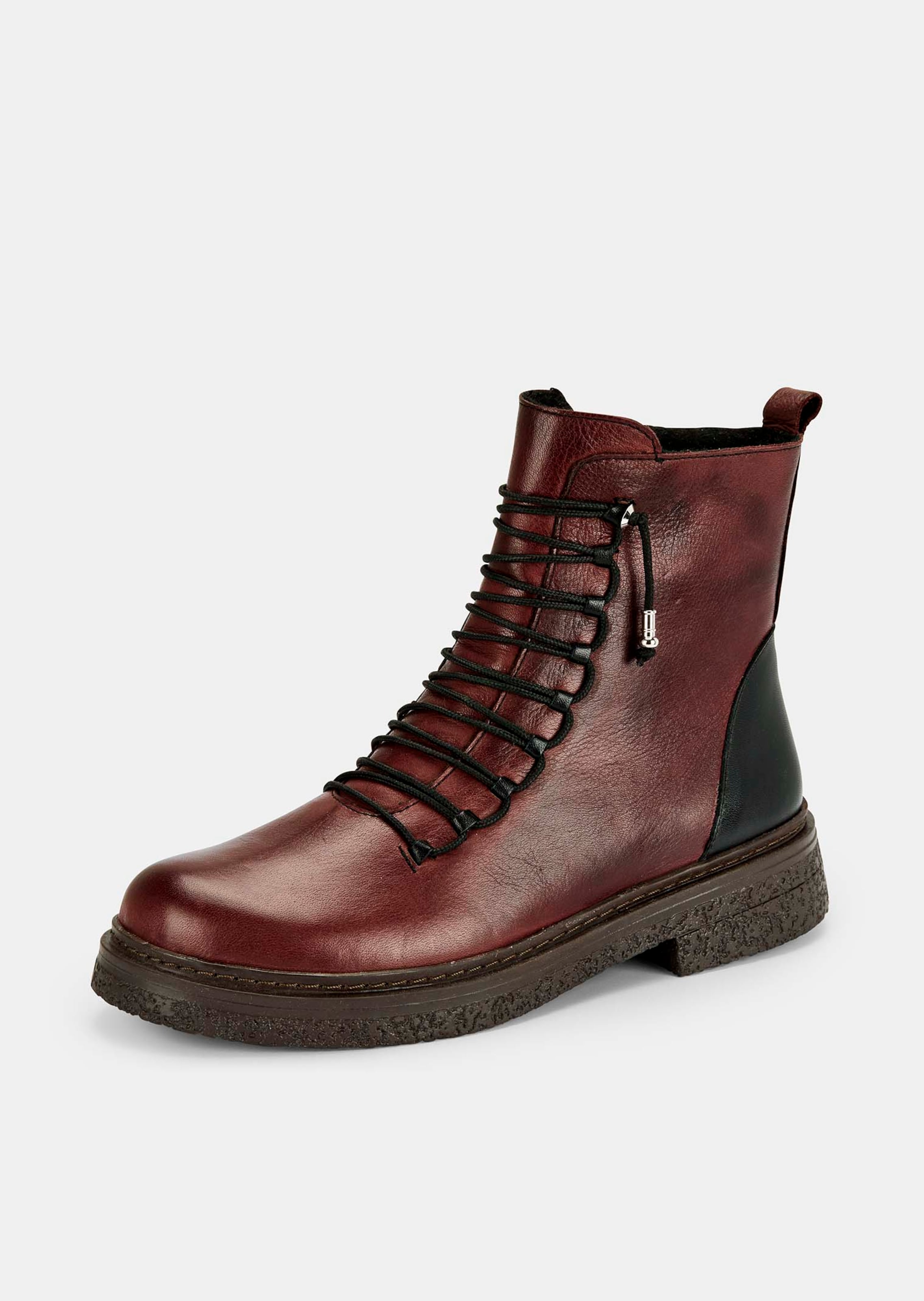 Stiefeletten aus Leder mit Zierschnürung
