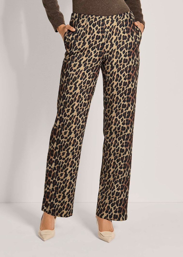 Weite Jerseyhose mit Leopardenmuster