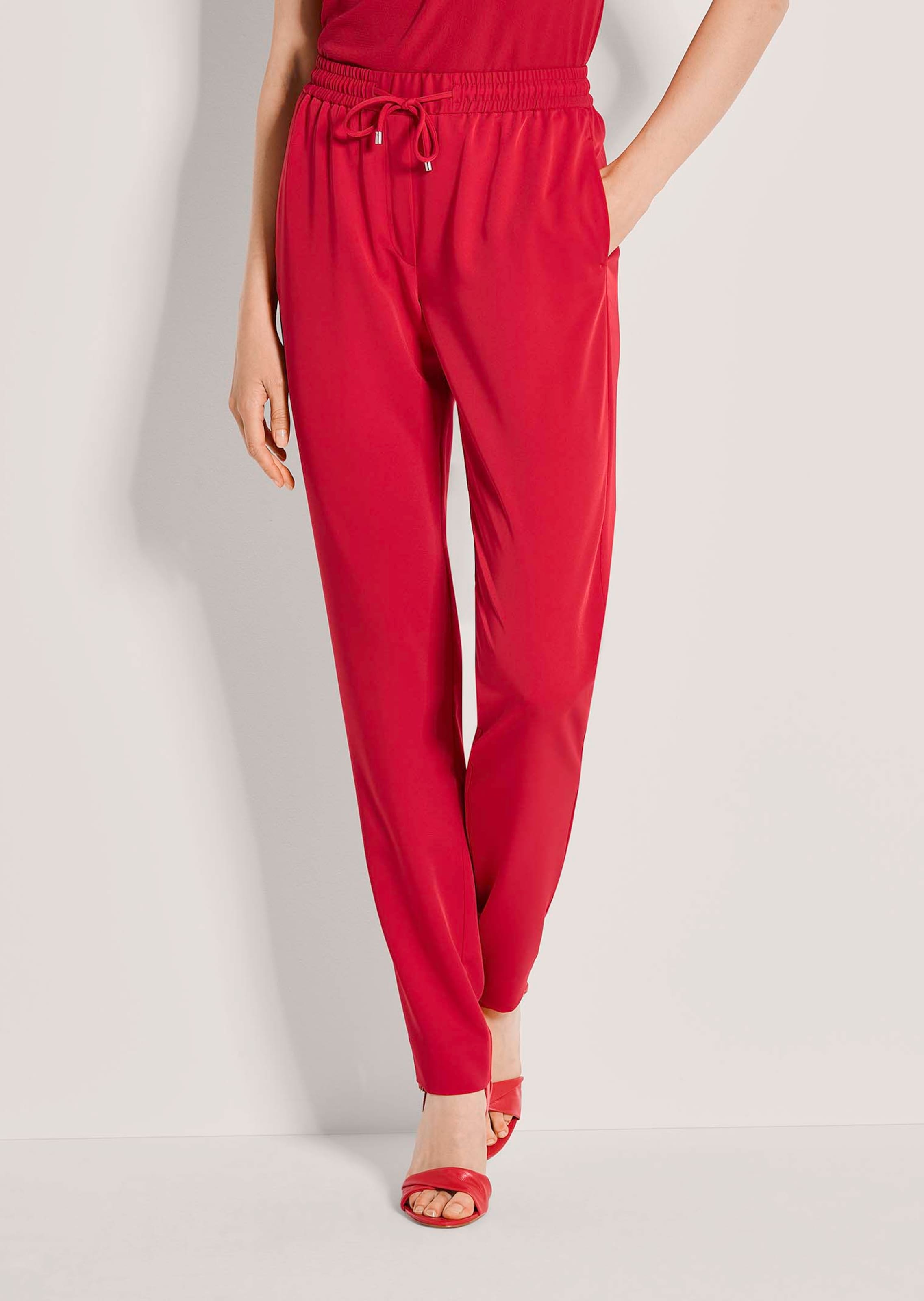 Joggpants met persvouwen