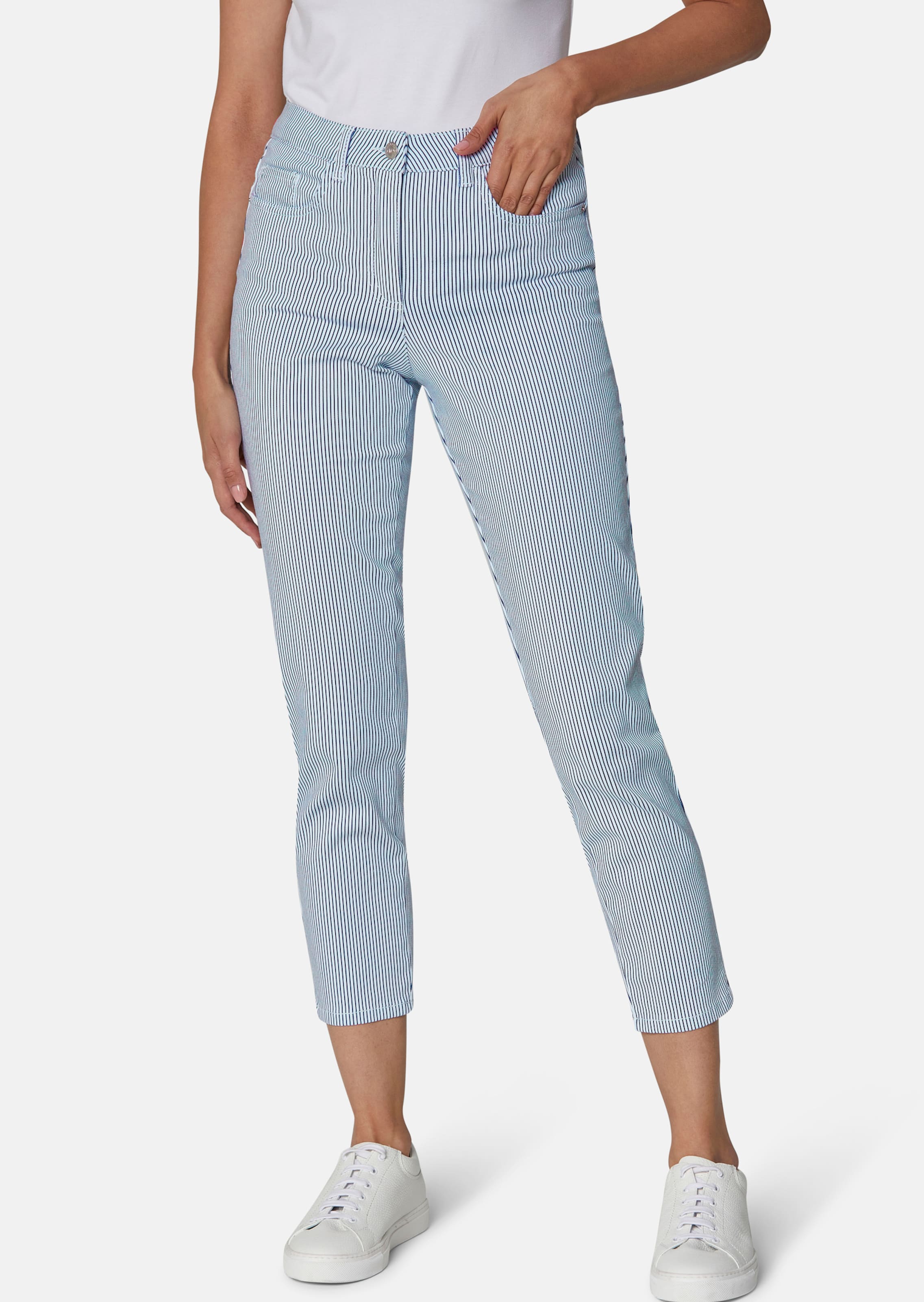 Fein gestreifte Jeans