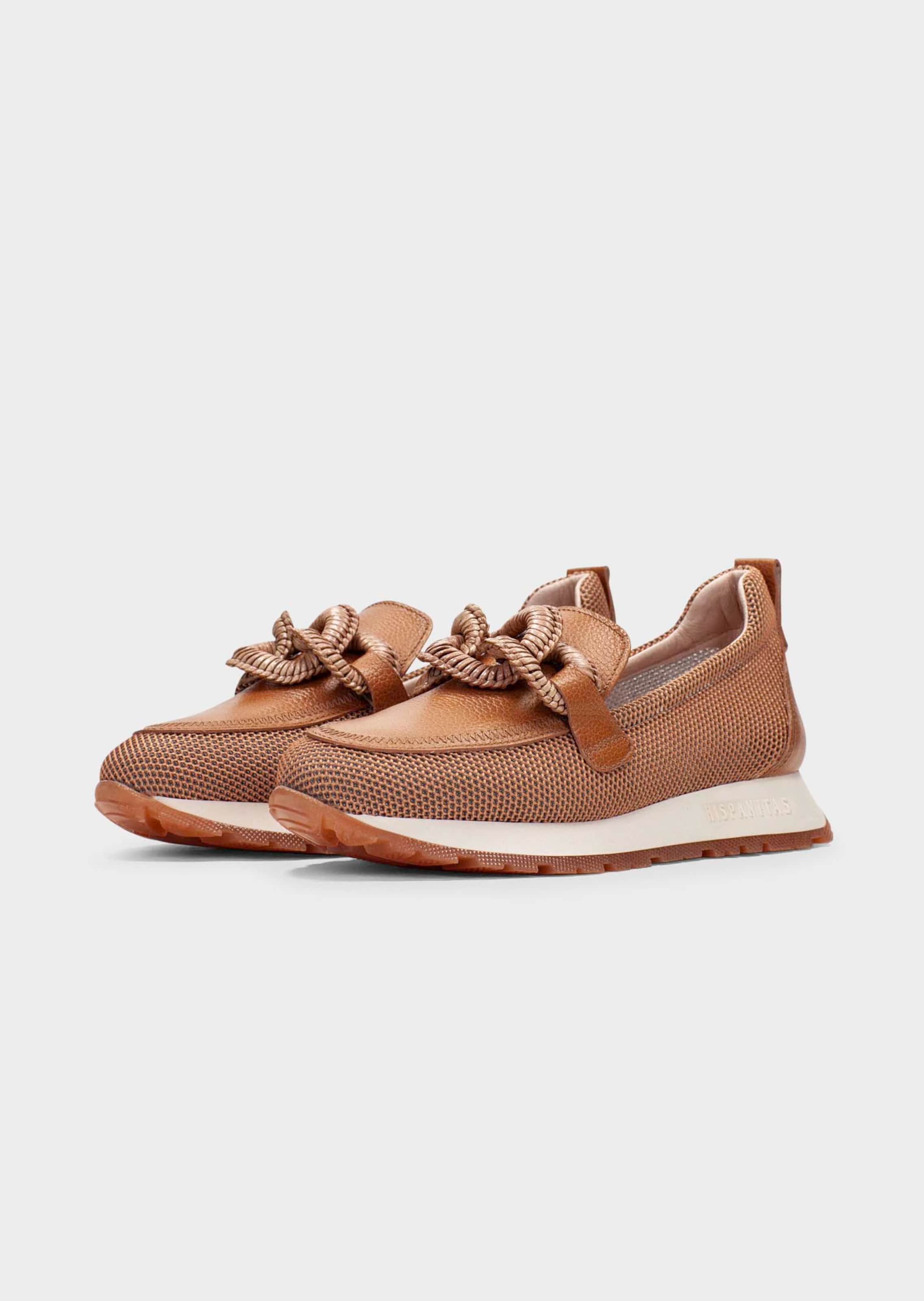 Slipper mit Bast-Schmuckkette