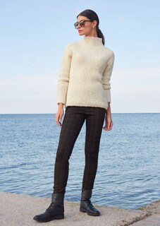 Teddy-Pullover mit Stehkragen thumbnail 1
