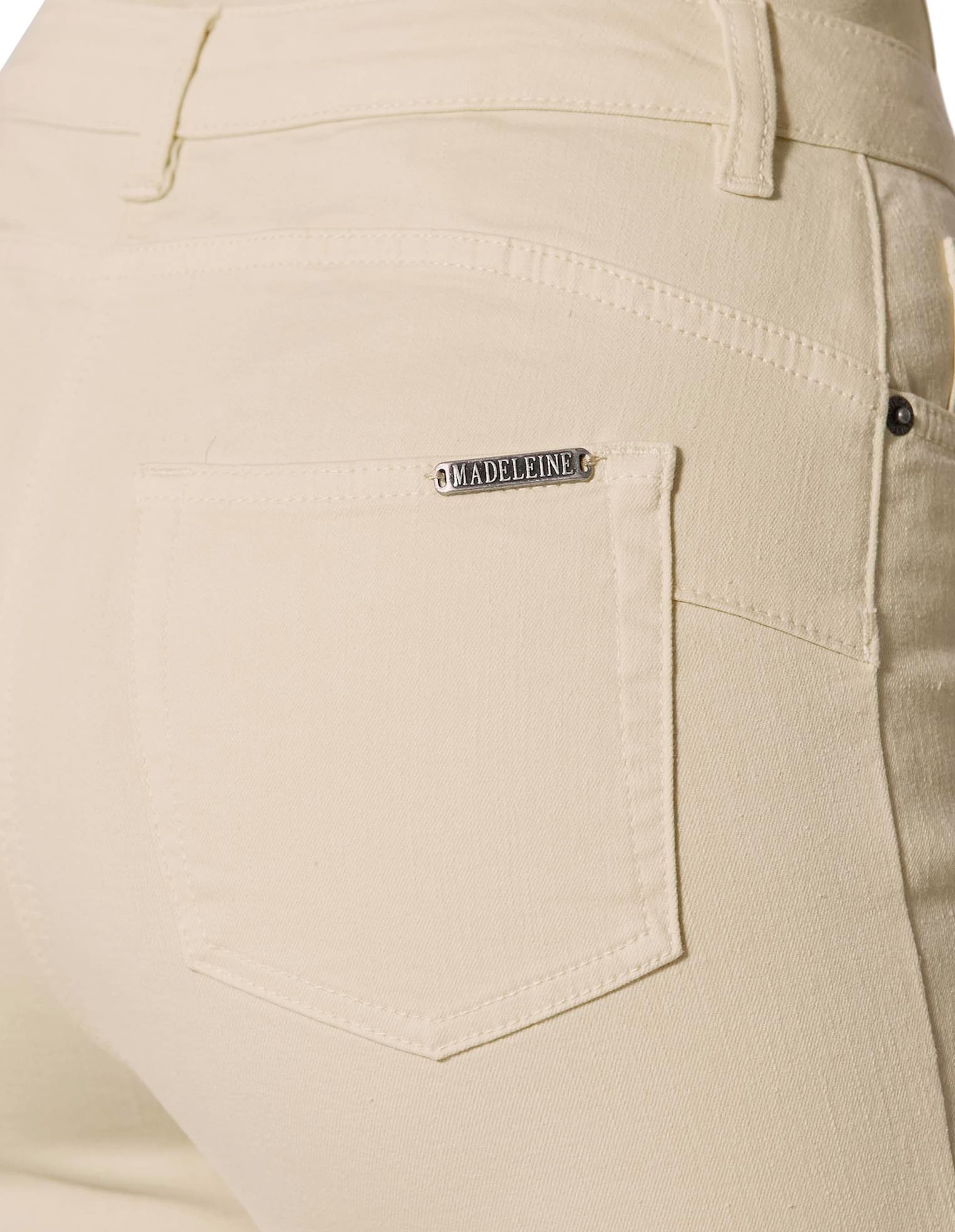 Jeans mit feinem Fransensaum thumbnail 6