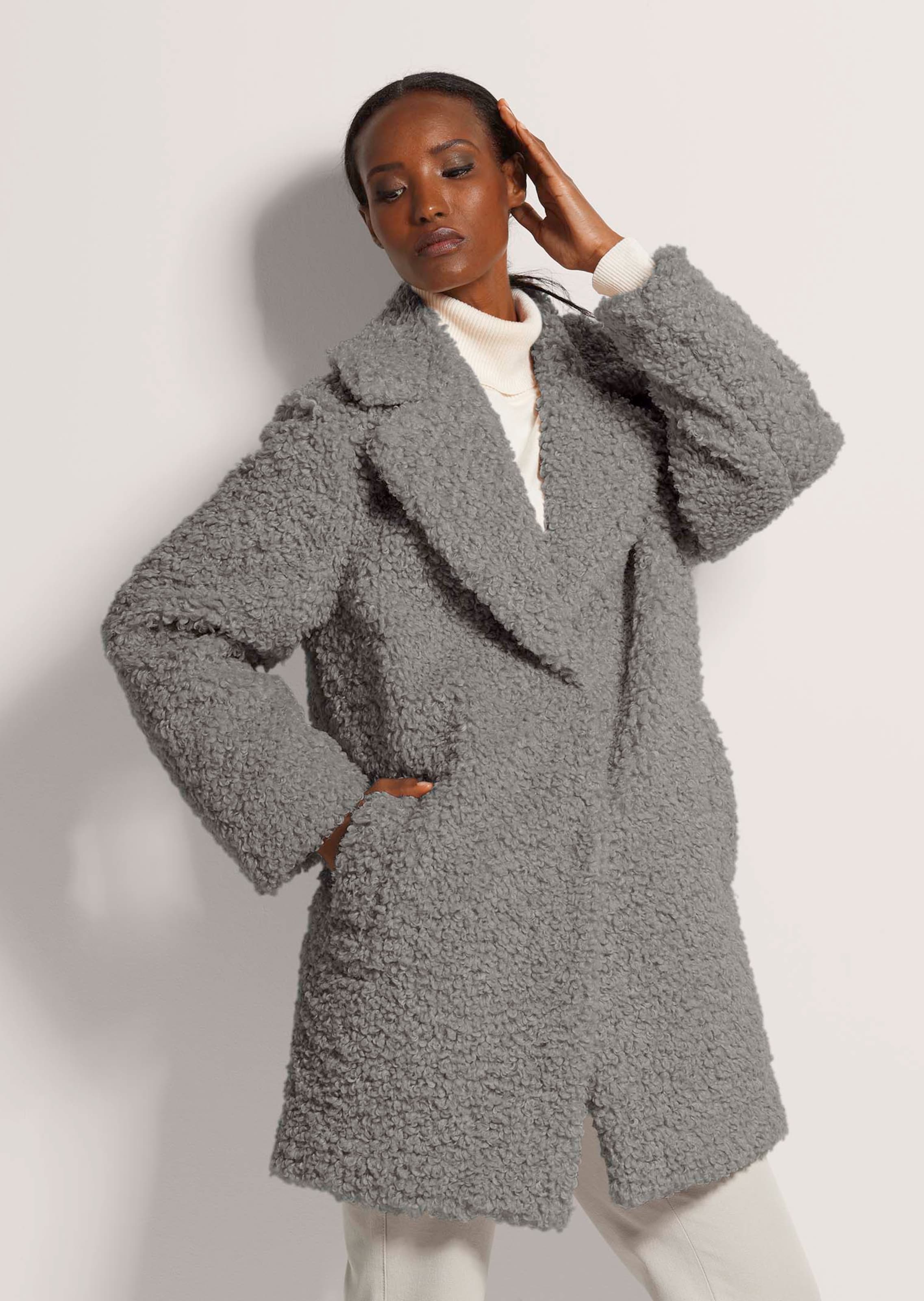 Manteau en peluche à col à revers