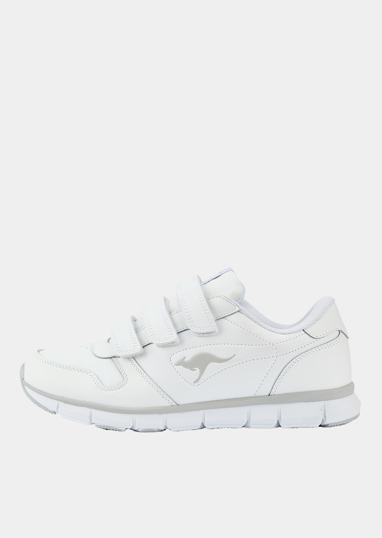 Sneaker mit Klettverschluss