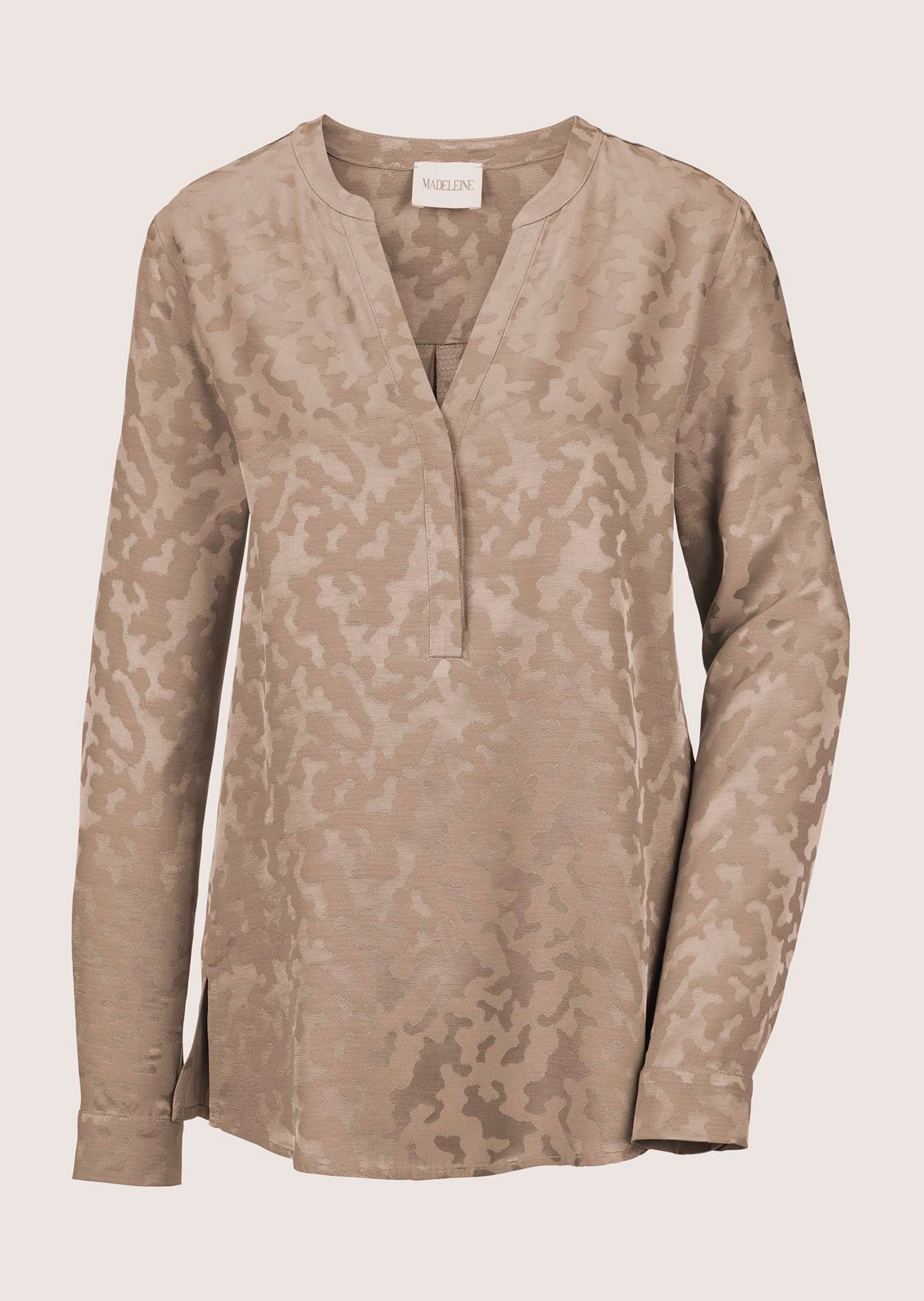 Blouse. Pure viscose