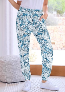 Comfortable joggers with a leaf print thumbnail 2