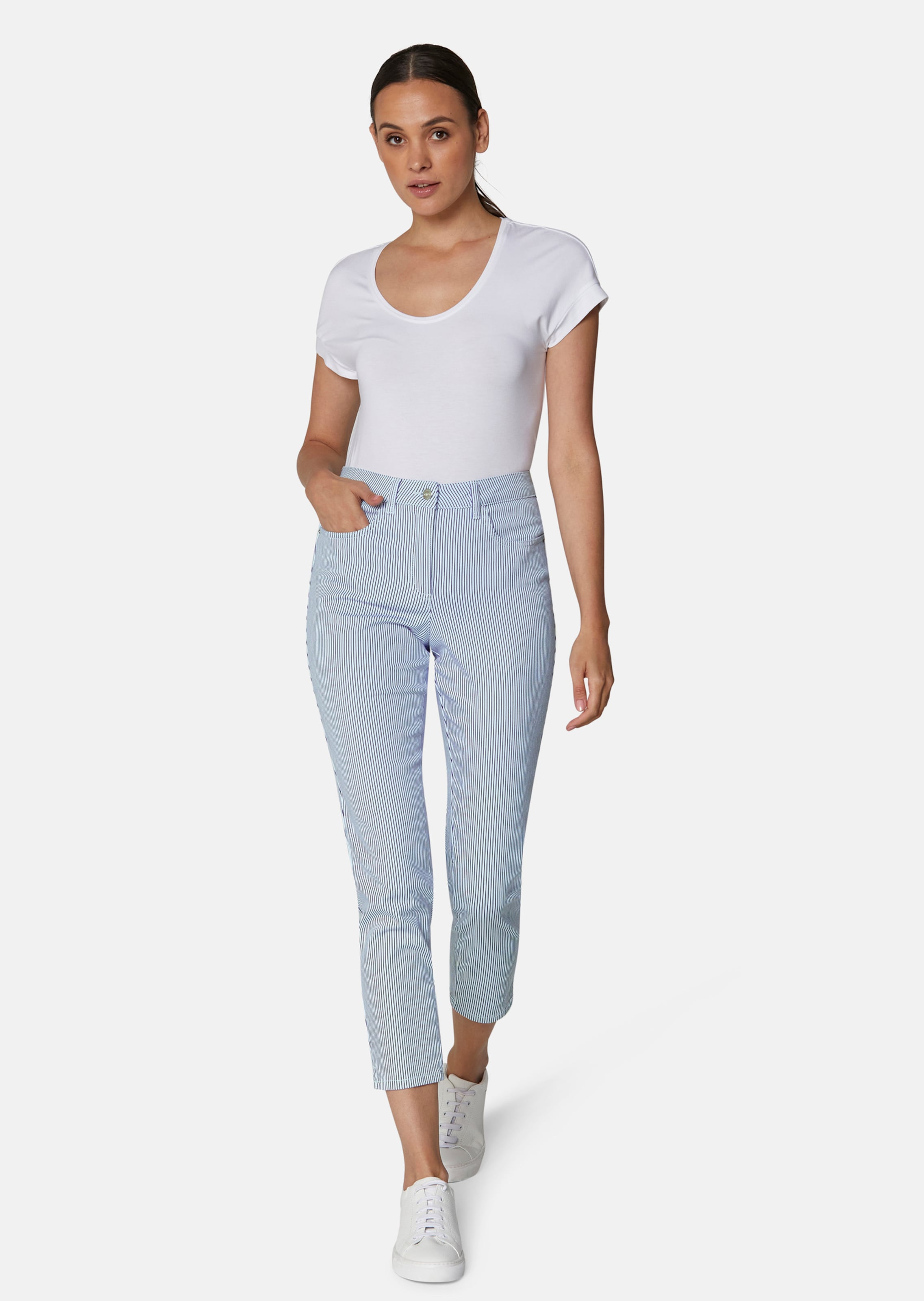 Fine-striped jeans thumbnail 3