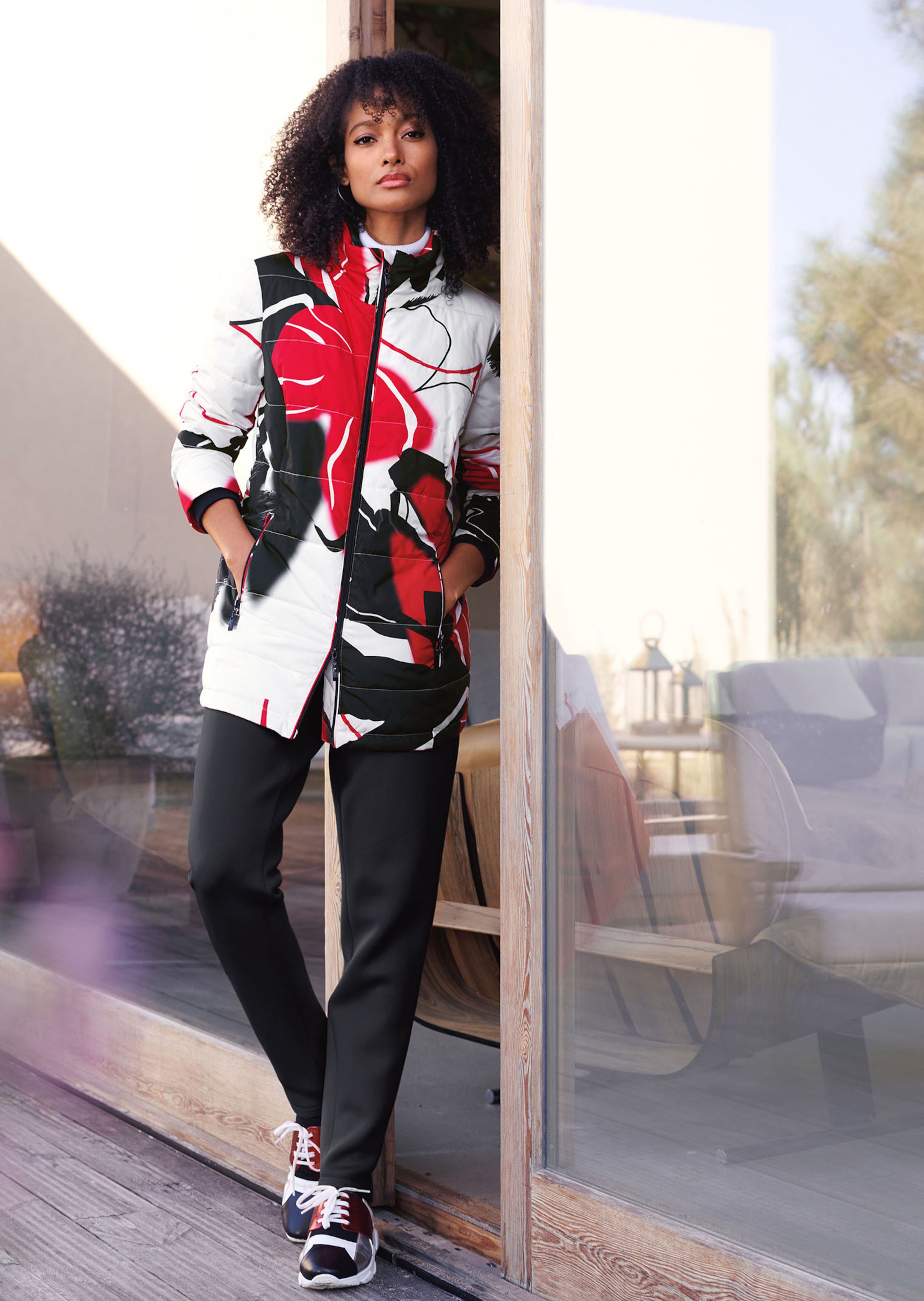 Steppjacke mit coolem Digital-Print