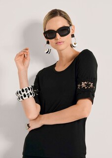 Shirt mit Halbarm und Spitzendetail thumbnail 4
