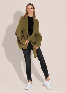 Tricot mantel thumbnail 3