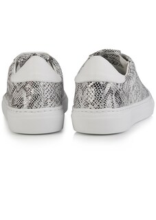 Sneakers thumbnail 3