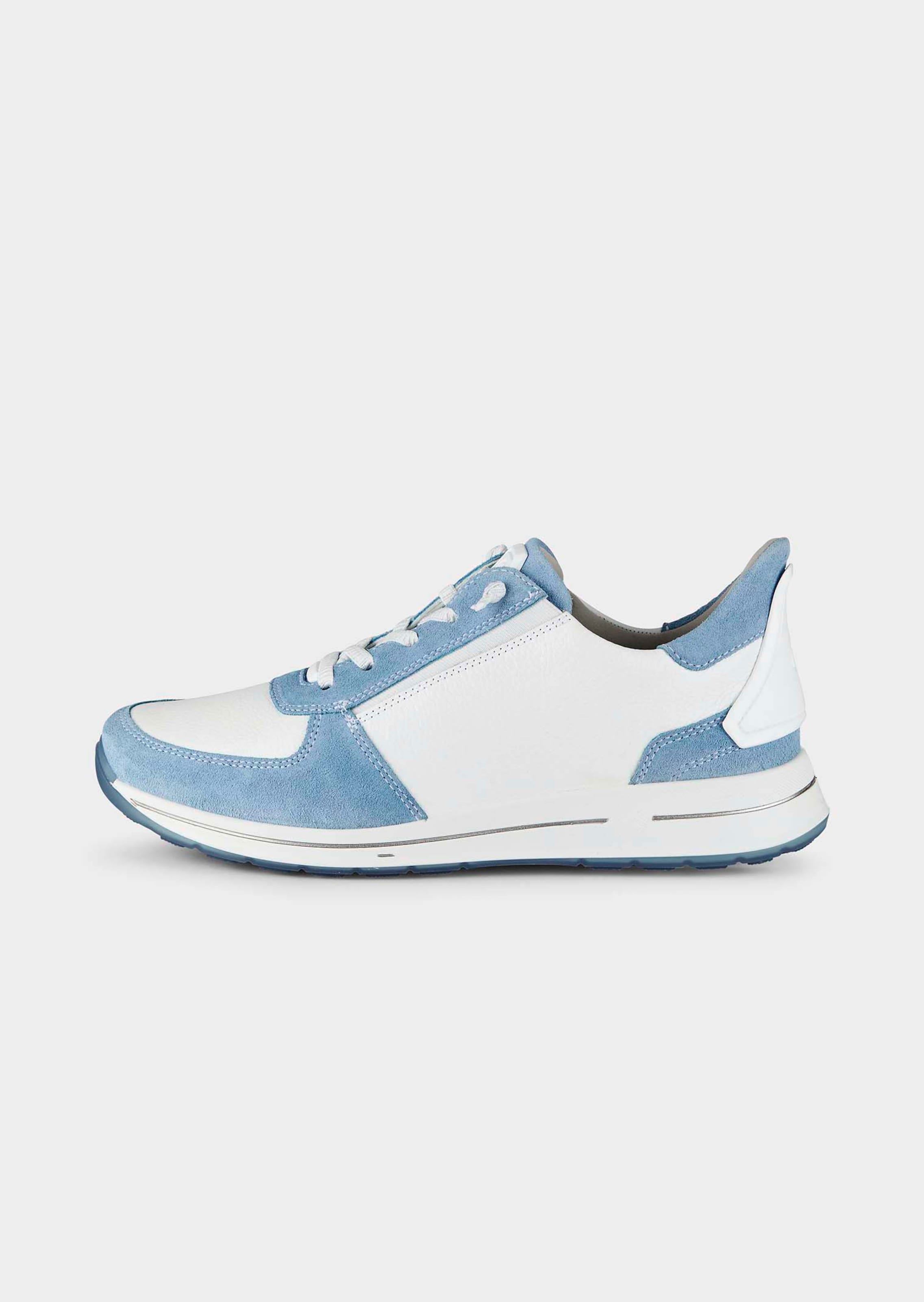 Sneaker mit herausnehmbarem Fußbett