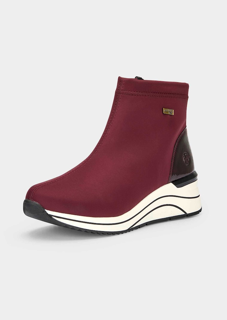 Stiefeletten mit wasserabweisender TEX-AusrĂĽstung