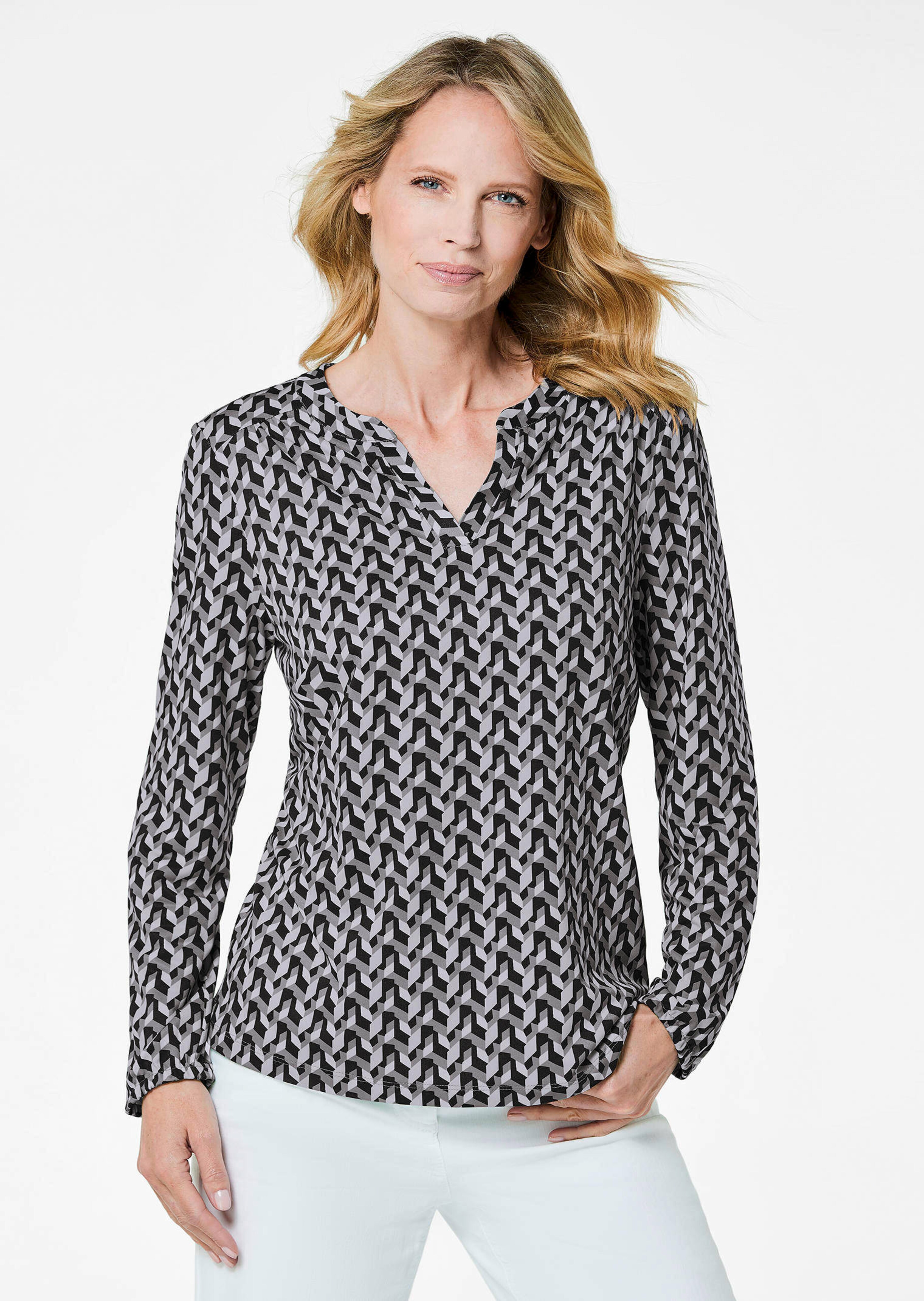 Blouseshirt in vrouwelijk model