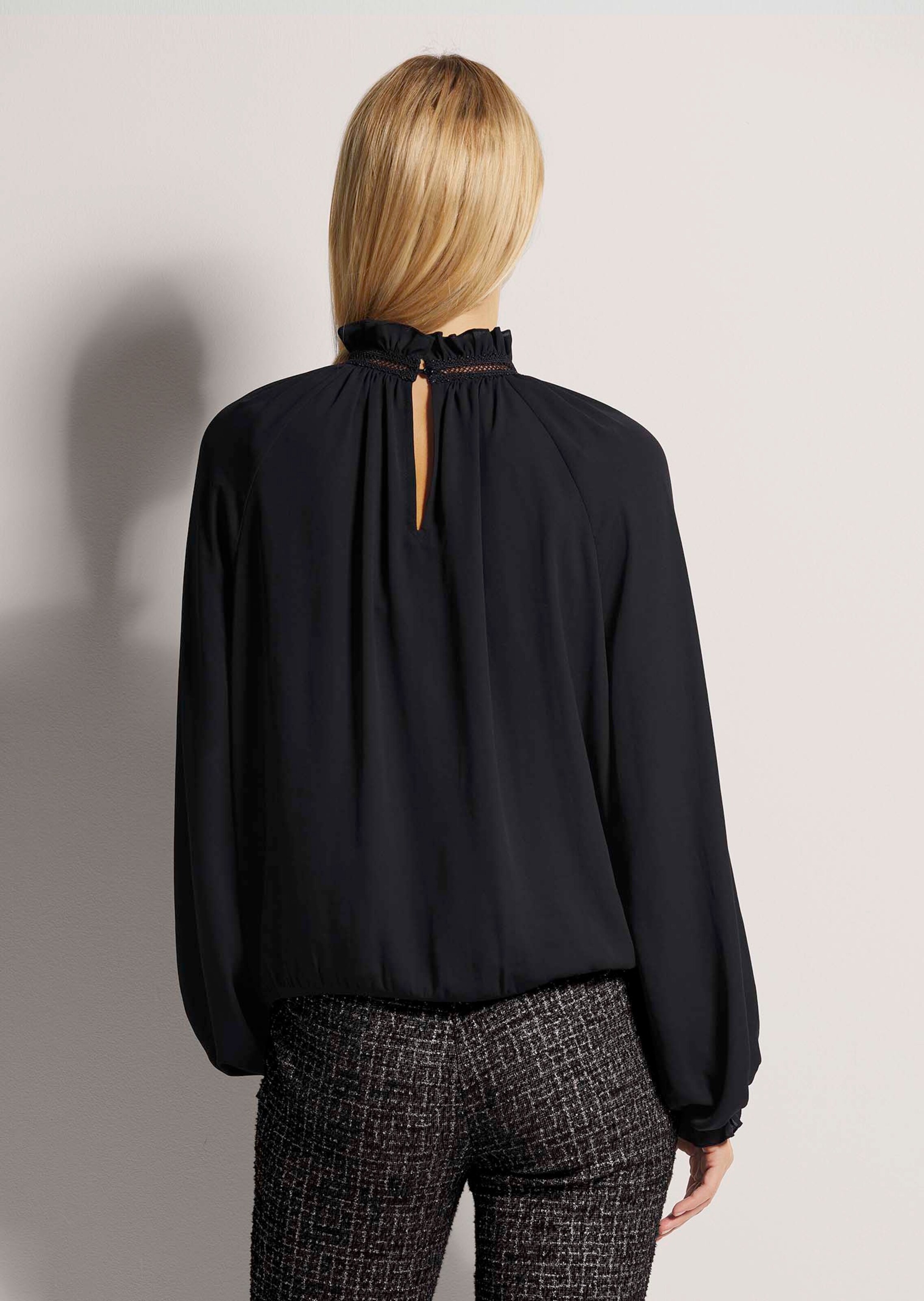 Bluse mit Rüschenkragen thumbnail 4
