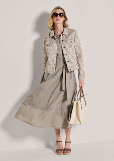 Kurze Jeansjacke mit Jacquard-Muster thumbnail 5