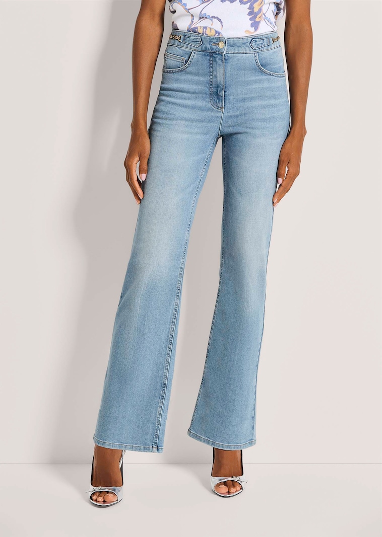 Straight-Leg-Jeans mit Kettendekoration