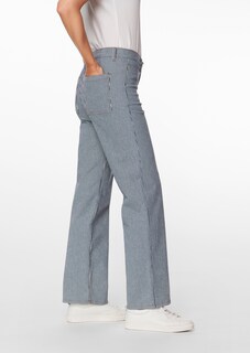 Jeans in modischer Marlene-Form thumbnail 5