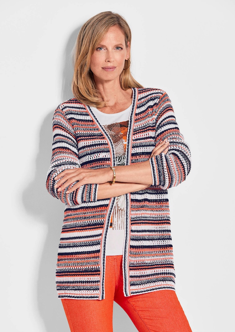 Veste en tricot avec motif à rayures