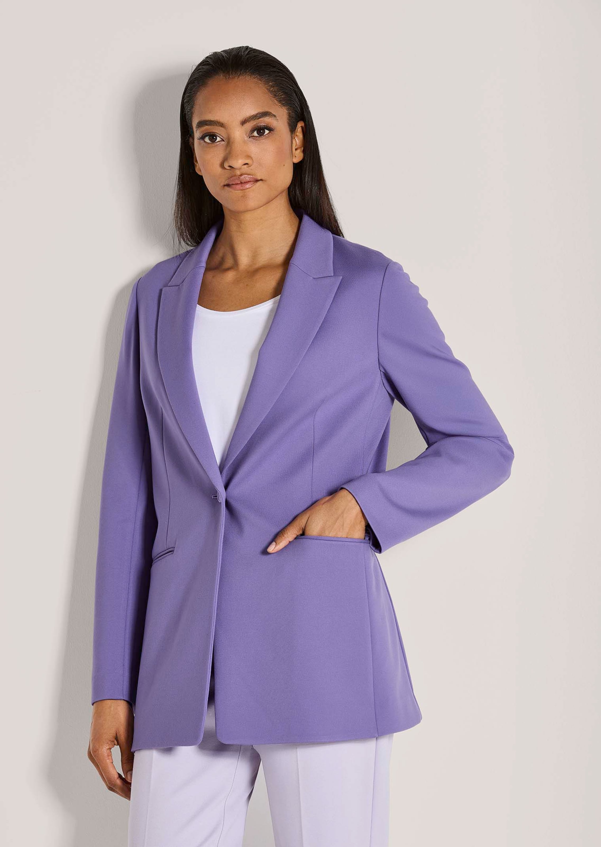 Jersey blazer in relaxed length