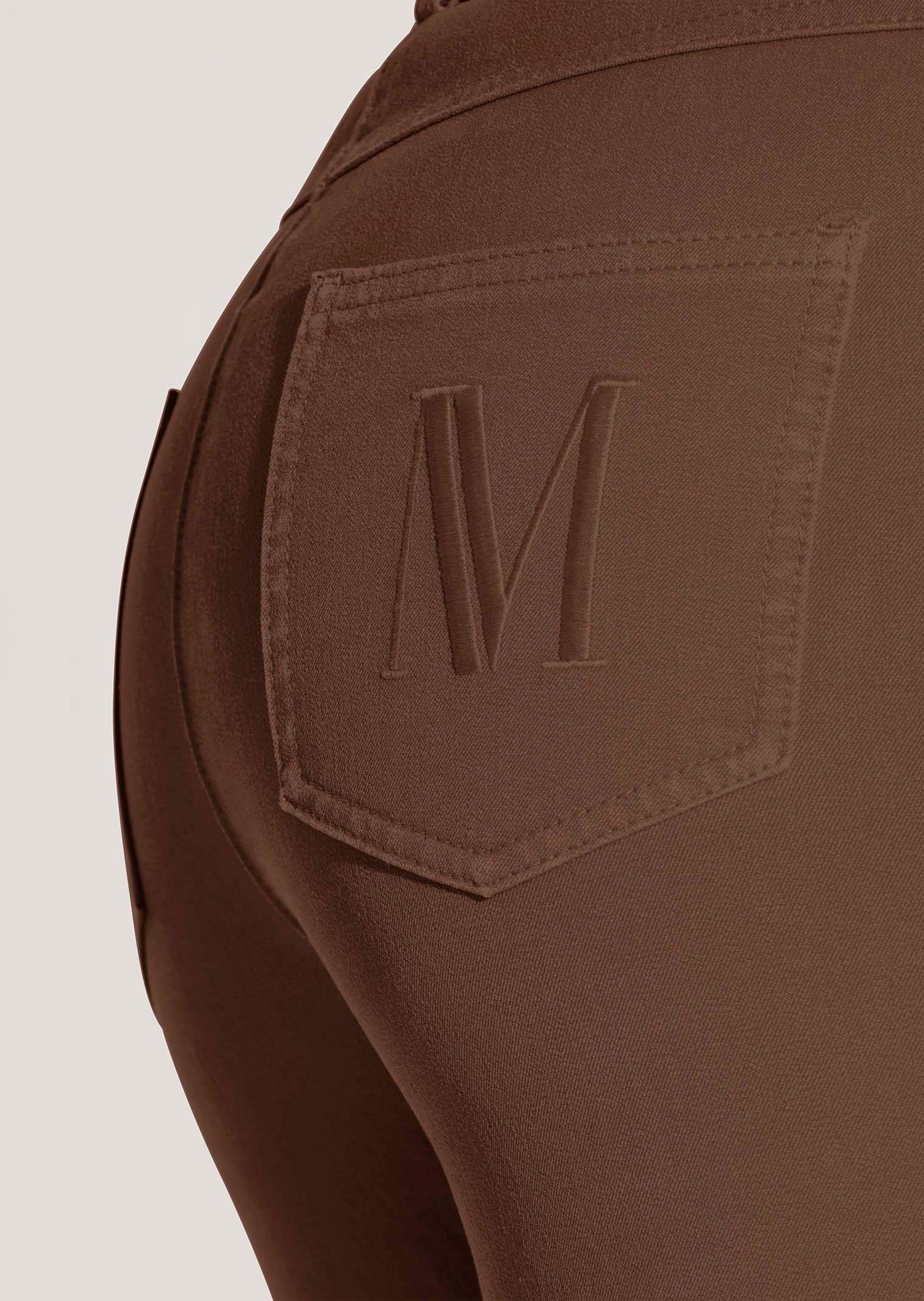 M-Jeans in gerader Form mit Logo-Stickerei thumbnail 6