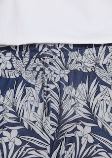 Comfortable joggers with a leaf print thumbnail 6