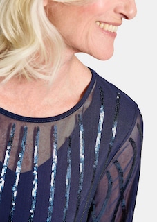T-shirt en maille filet orné de paillettes thumbnail 5