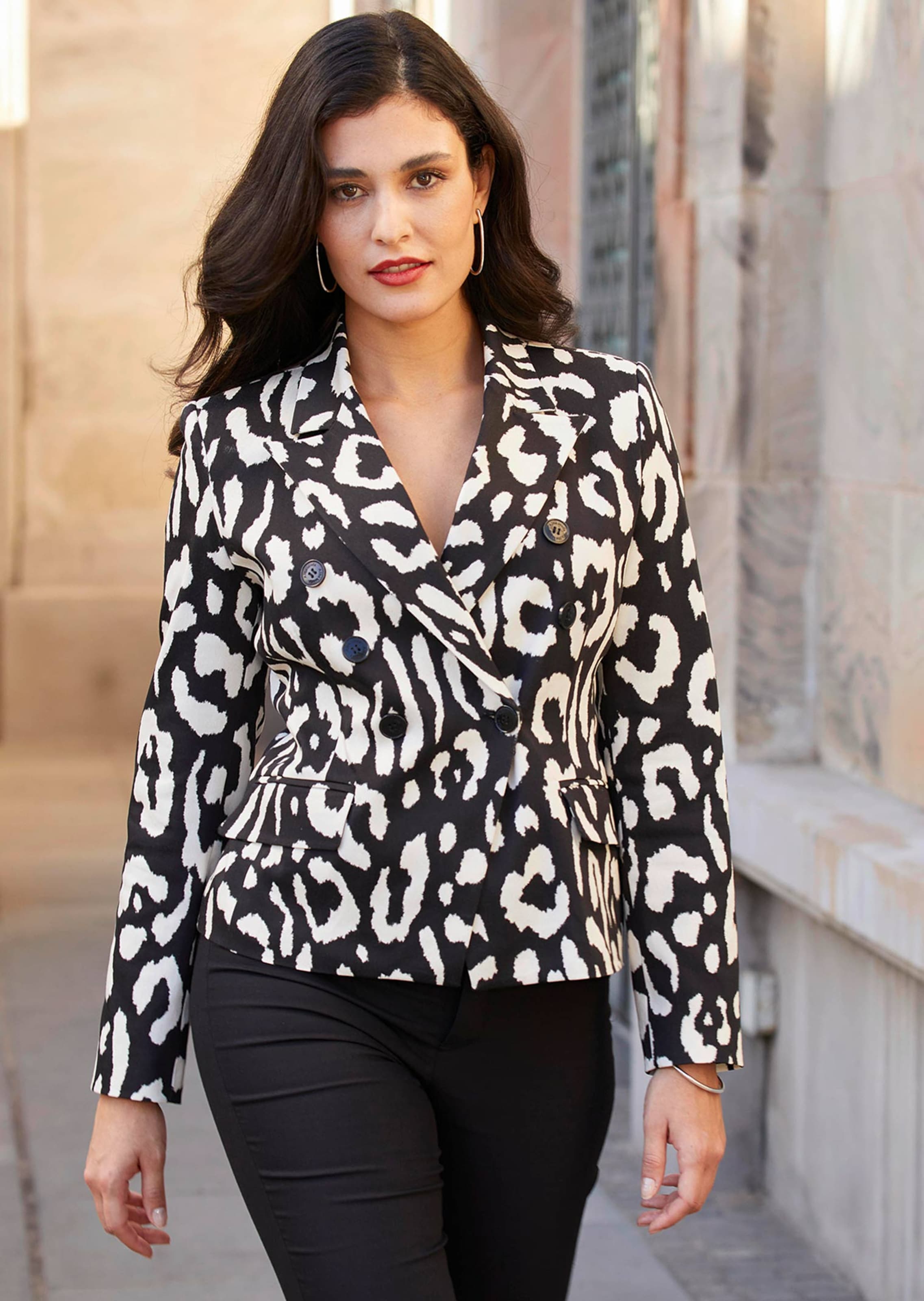 Kurzblazer im Animal-Look
