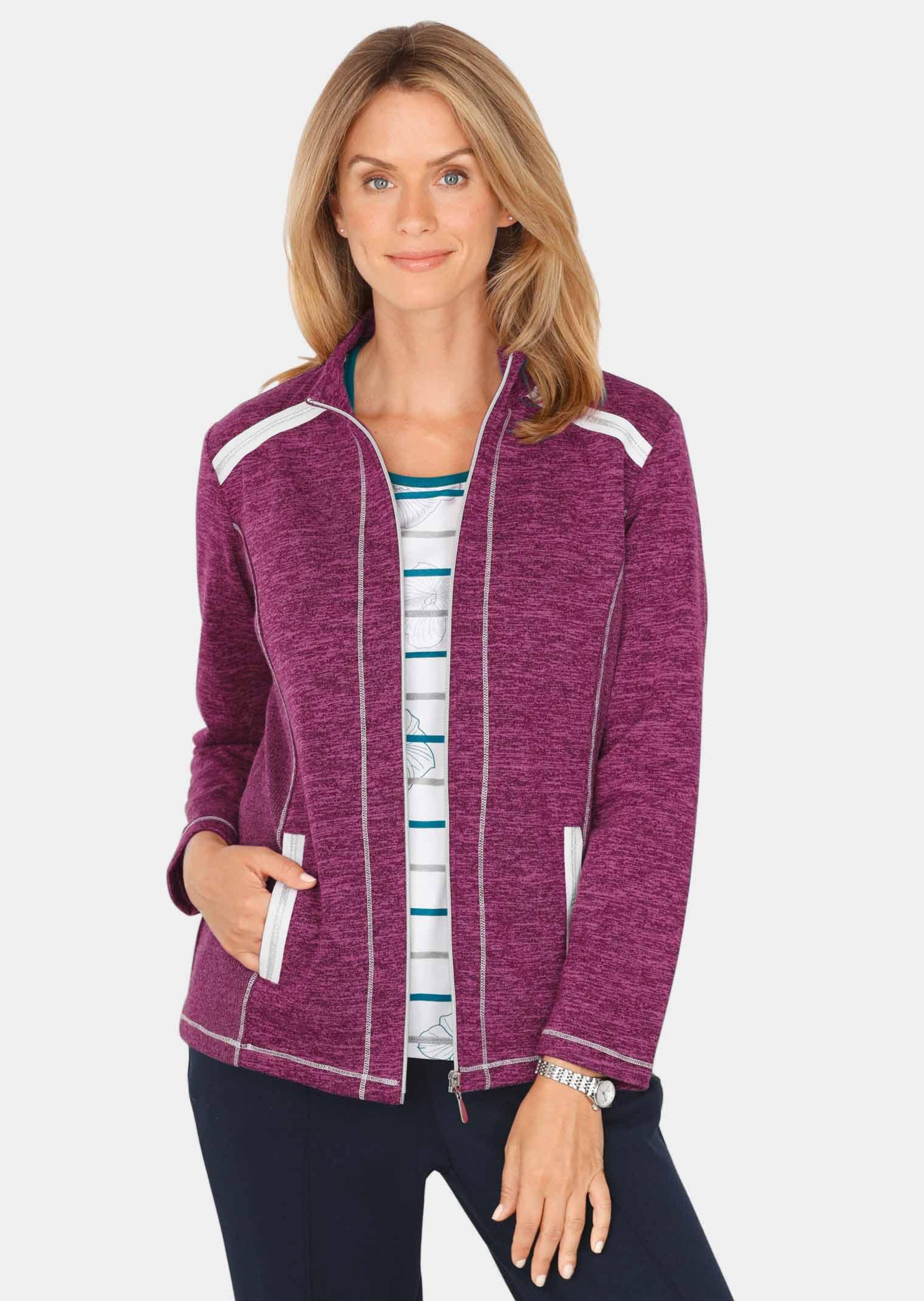 Freizeitjacke aus wärmenden Strickfleece mit Stehkragen