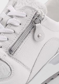 Trainers thumbnail 2