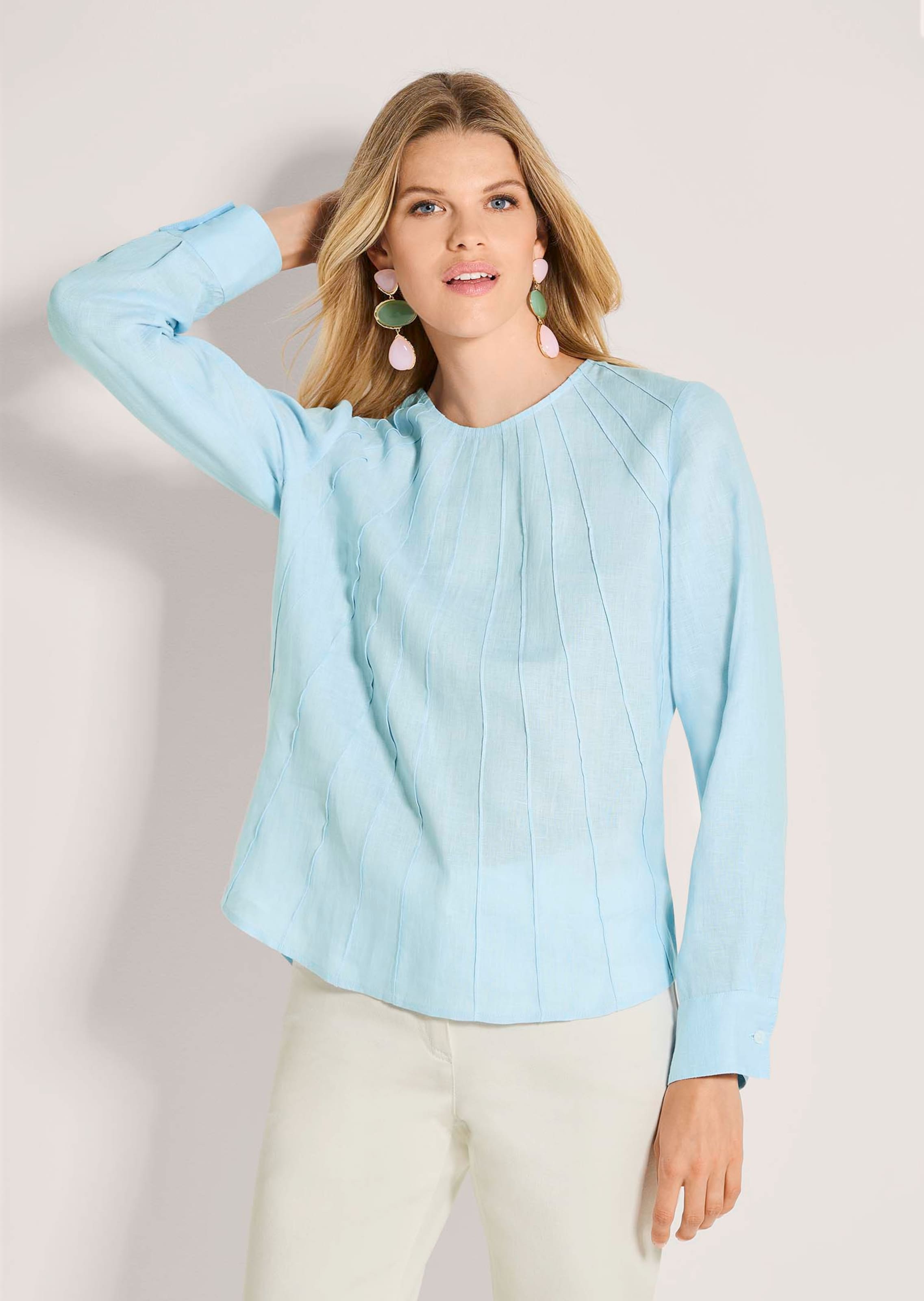 Leinenbluse mit Biesen