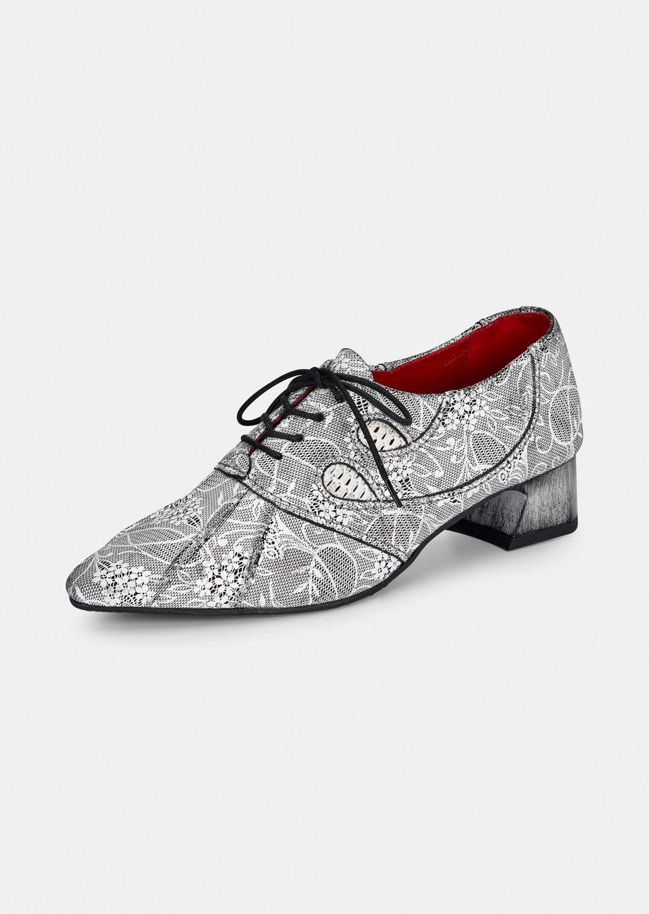 Schnürschuh mit Blumenmuster und Blockabsatz