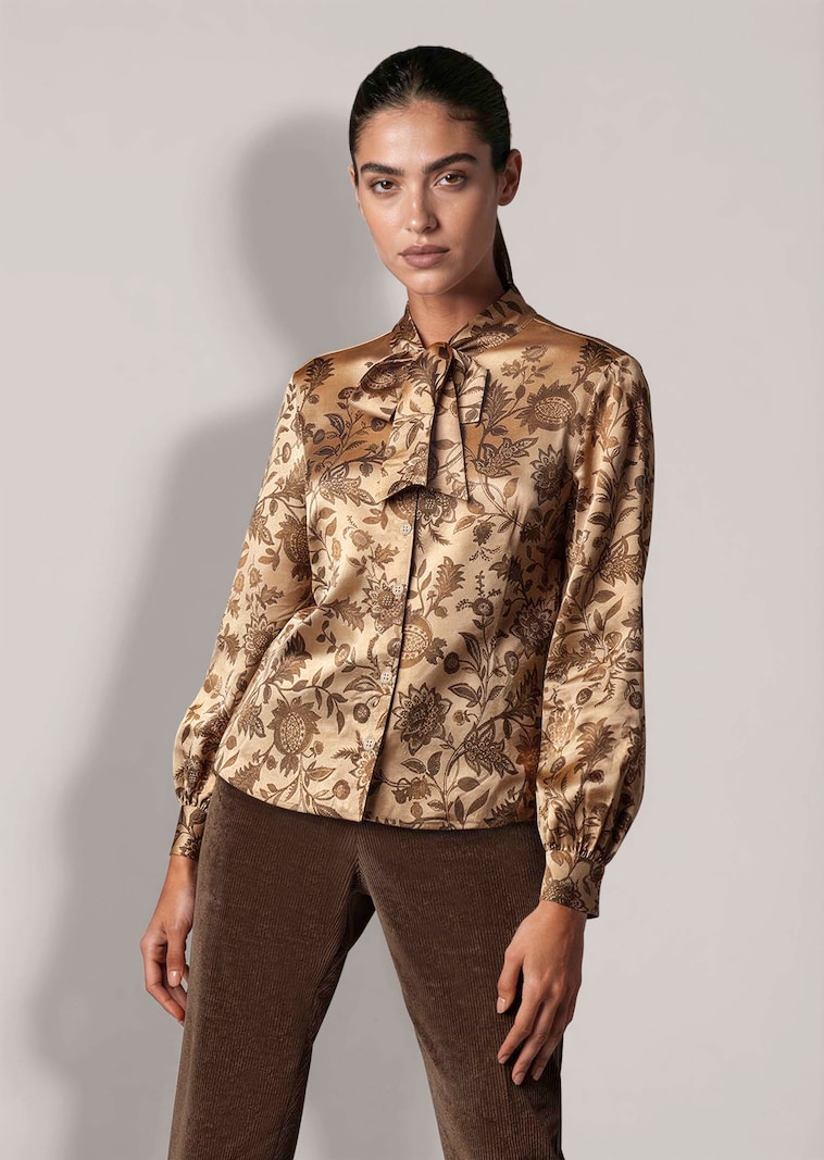 Uitlopende blouse met bloemenprint