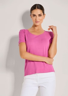 Shirts & Tops thumbnail 1