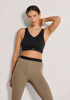 Sports bralette thumbnail 3