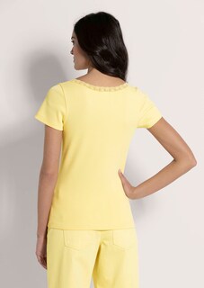 T-shirt thumbnail 4