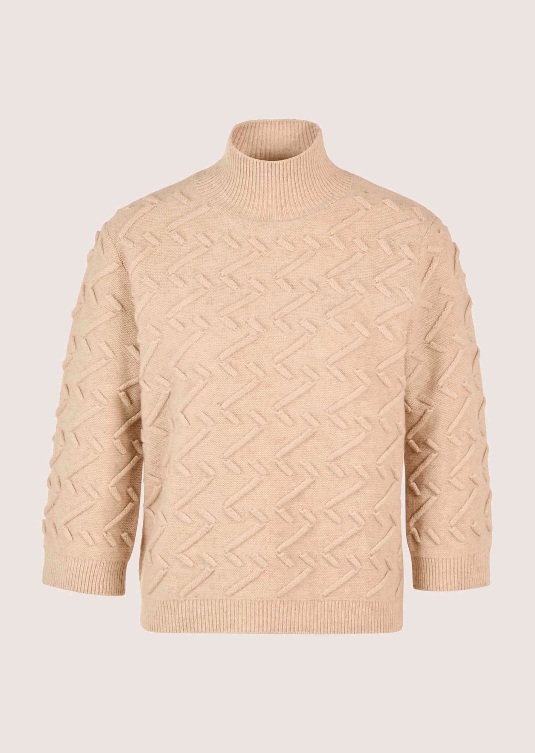 New wool jumper