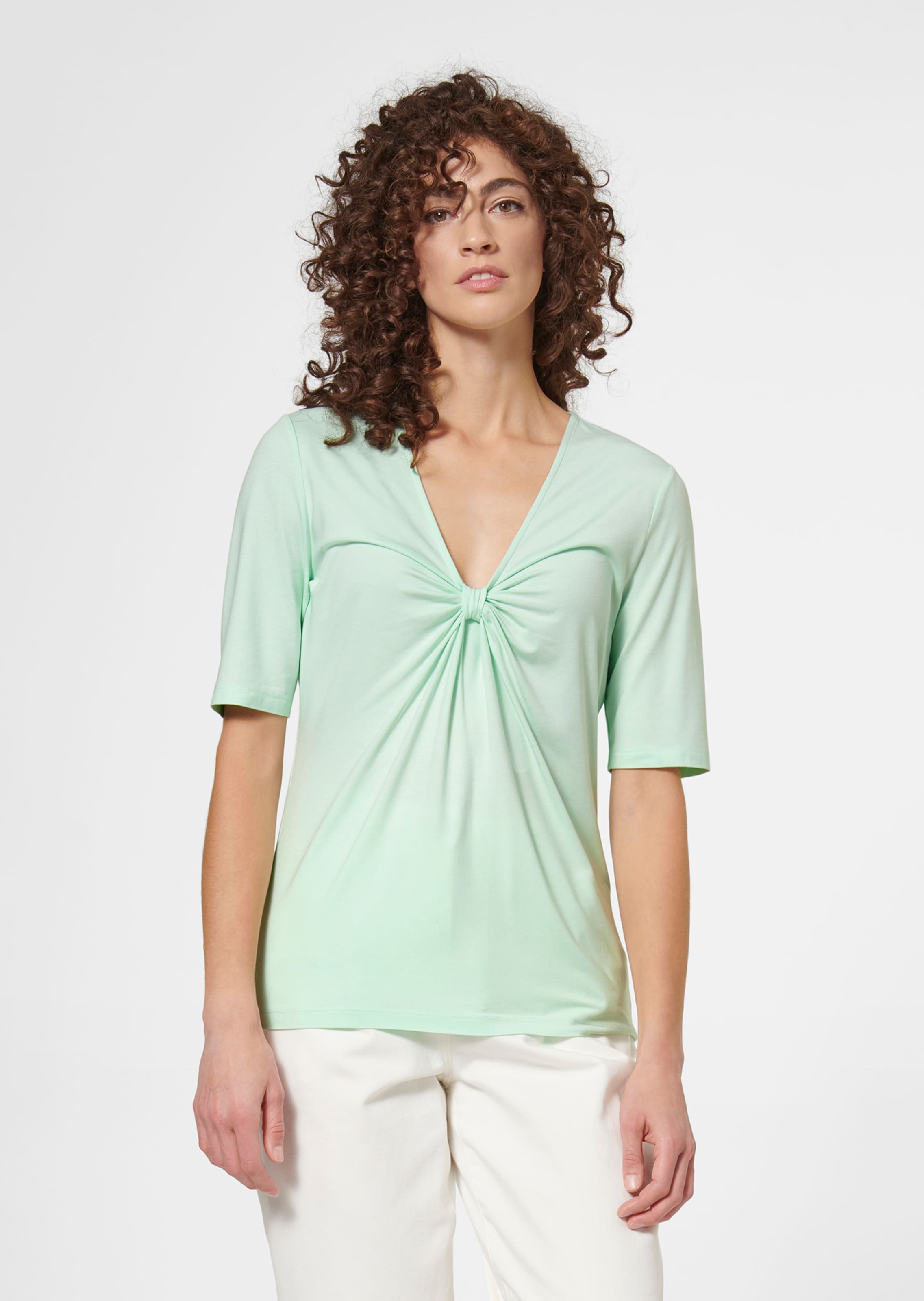 Shirt mit Knoteneffekt