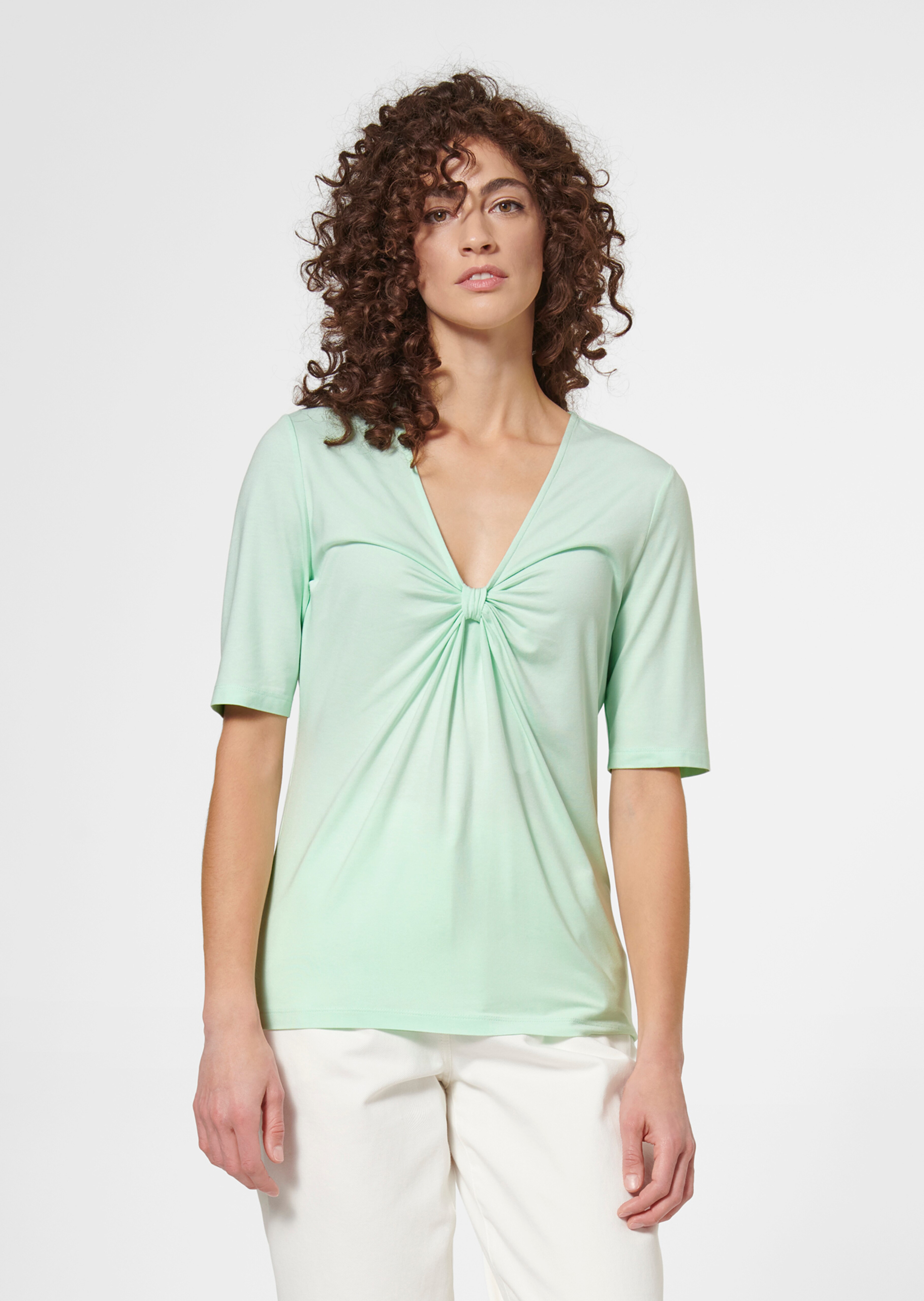 Shirt mit Knoteneffekt